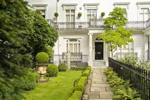 Front Collection: Luxury home, South Kensington, London, England, UK