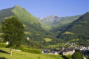 Pyrenees Prints: Luz-Saint-Sauveur, Haute-Garonne, Midi-Pyrenees, France
