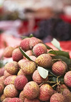 Images Dated 5th July 2010: Lychees on fruit stall, Shenzhen, Guangdong Province, China