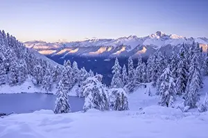 Lights Prints: The magic of the first lights on the snowy peaks of the Reathian alps and Mount Disgrazia
