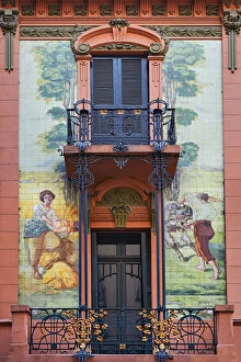 Painting Gallery: The main facade of the 'Casa de los Azulejos'(Tiles House)