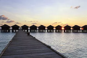 Images Dated 17th August 2011: Maldives, Faafu Atoll, Filitheyo Island, Luxury Resort