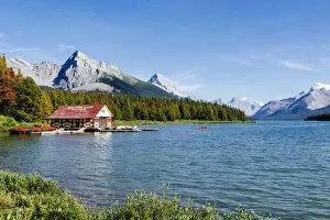 Images Dated 21st February 2020: Maligne Lake Boat House with canoa and blue sky, Jasper National Park, Alberta, Canada