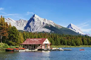 Images Dated 21st February 2020: Maligne Lake Boat House with canoa and blue sky, Jasper National Park, Alberta, Canada