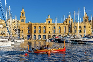 Esplanade Prints: Malta Maritime Museum and Harbour, Birgu, Malta, Southern Europe