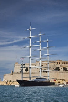 Images Dated 3rd September 2010: Malta, Valletta, Vittoriosa, Birgu, superyacht and Fort St. Angelo