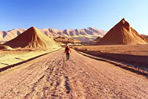 Tracks Prints: Man walking on a desert track, Desierto del Diablo