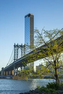 Images Dated 18th May 2022: Manhattan Bridge from Brooklyn, New York City, USA