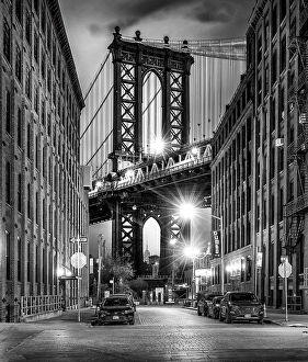Brooklyn Prints: Manhattan Bridge from Washinton Street, Dumbo, Brooklyn, New York City, New York, USA