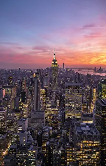 Manhattan skyline with the Empire State Building, New York City, USA
