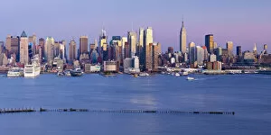 Images Dated 5th December 2011: Manhattan, view of Midtown Manhattan across the Hudson River, New York, USA