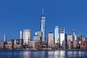 Jersey City Prints: Manhattan and the One World Trade Centre at dusk