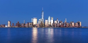 Jersey City Prints: Manhattan and the One World Trade Centre at dusk
