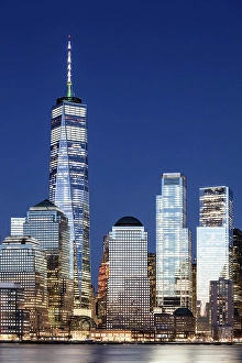 Jersey City Prints: Manhattan and the One World Trade Centre at dusk