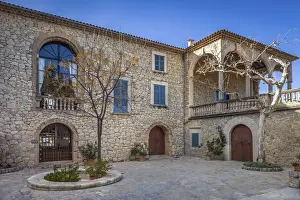 Inner Courtyard Prints: Manor house Son Marroig near Deia, Mallorca, Spain