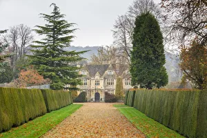 Images Dated 22nd January 2021: The Manor, Upper Slaughter, the Cotswolds, Gloucestershire, England, UK