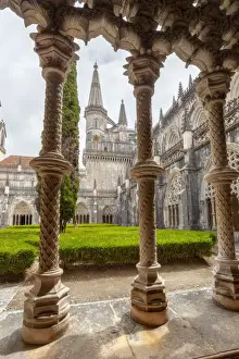 Late Gothic Prints: The manuleine columns of the Royal Cloister (Claustro Real) of the Batalha Monastery (Mosteiro da Batalha)
