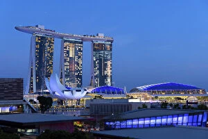 Images Dated 13th September 2023: Marina Bay Sands Hotel at dusk, Singapore