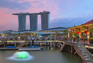 5 Star Hotel Prints: Marina Bay Sands Hotel and Marina Bay, Singapore