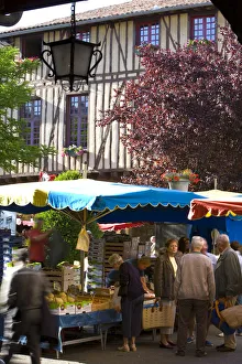 Market Day, Mirepoix, Ariege, Midi-Pyrenees, France