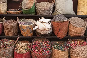 Images Dated 28th April 2015: Marrakech, Morocco. Spices on sale in the suk