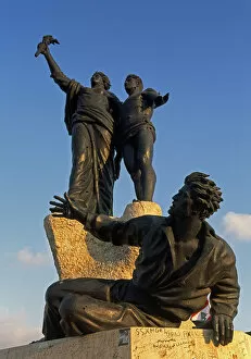 Lebanon Collection: Martyrs Statue, Martyrs Square, Downtown, Beirut, Lebanon, Middle East