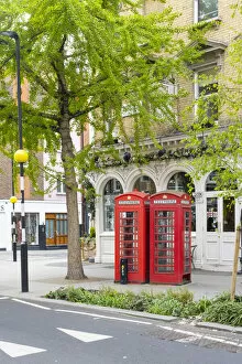 Images Dated 3rd May 2022: Marylebone High Street, Marylebone, London, England, UK