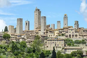Images Dated 30th August 2019: Medieval tower houses in the Historic Centre of San Gimignano, UNESCO World Heritage Site