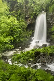 Images Dated 11th December 2020: Melincourt Falls, Resolven, Neath, Wales
