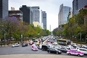Images Dated 1st July 2016: Mexico, Mexico City, Monument To Independence, Roundabout, Paseo de la Reforma