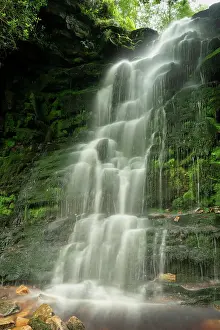 Middle Black Clough Waterfall, Peak District National Park, Derbyshire, England