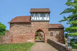 Images Dated 18th July 2022: Middle castles gate at Hirschhorn castle, Hirschhorn (Neckar), Neckar, Hesse, Germany