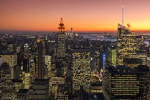 Midtown Manhattan skyline at dusk, New York, USA