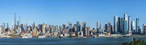 Images Dated 28th September 2022: Midtown Manhattan skyline, New York, USA