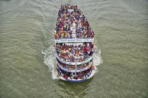 Crowds Gallery: Millions of people are going to home for celebrate festival of Eid al-Fitr, Dhaka