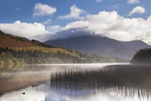 Images Dated 6th January 2015: Mist clears over Loweswater on a beautiful autumn morning, Lake District, Cumbria