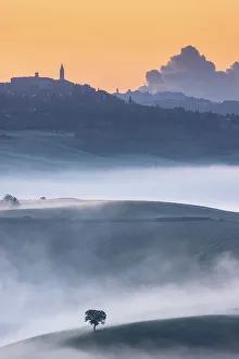 Mont Amiata Prints: Misty morning in the Val D'orcia, Tuscany, Italy