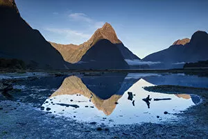 Images Dated 31st March 2014: Mitre Peak, Milford Sound, Fiordland National Park, South Island, New Zealand