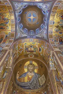 Ceiling Gallery: Modern mosaic in interior of Church of the Intercession, Yasenevo, Moscow, Russia