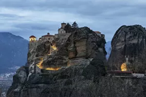Images Dated 11th February 2020: Monastery of Varlaam illuminated at night, Meteora, Thessaly, Greece