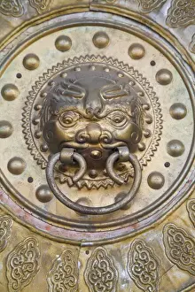 Mongolia, Ulaanbaatar, Entrance gates to Bogd Khann Palace & Museum - Previously a