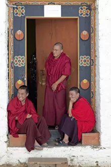 Images Dated 2nd February 2010: Monks at the Simtokha Dzong in Bhutan. Built in 1629 by Zhabdrung Ngawang Namgyal