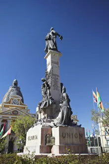 Images Dated 14th November 2012: Monument and Palacio Legislativo (Legislative Palace) in Plaza Pedro Murillo, La Paz