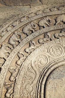 Images Dated 22nd May 2012: Moonstone at Vatadage, Quadrangle, Polonnaruwa (UNESCO World Heritage Site), North