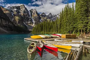Moraine Lake, Banff National Park, Alberta, Canada