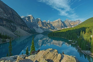 Moraine Lake and the Valley of the Ten Peaks, Banff National Park, Alberta, Canada