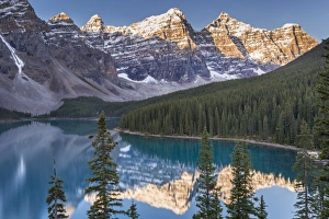 Moraine Lake and the Valley of the Ten Peaks, Rockies, Banff National Park, Alberta Moraine Lake and the Valley of the Ten Peaks, Rockies, Banff National Park, Alberta