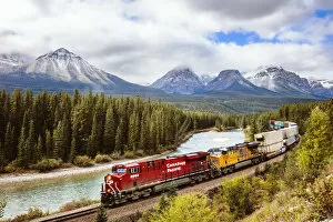 Images Dated 16th January 2018: Morants curve with cargo train passing, Banff National Park, Alberta, Canada