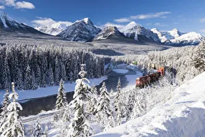 Morants Curve in Winter, Banff National Park, Alberta, Canada