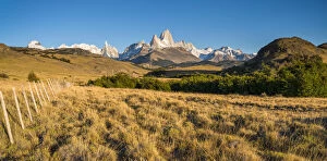 Patagonia Gallery: Morning light over the Fitz Roy Mountain Range, El Chalten, Los Glaciares National Park